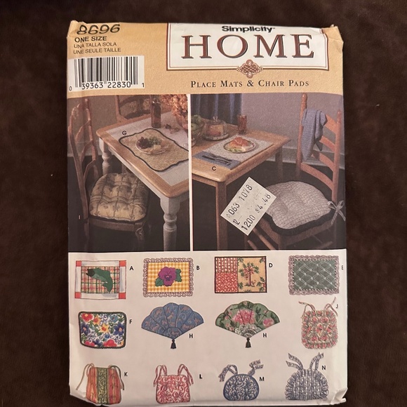 Simplicity HOME Sewing Pattern 8696 Place Mats and Chair Pads UNCUT - Picture 1 of 4